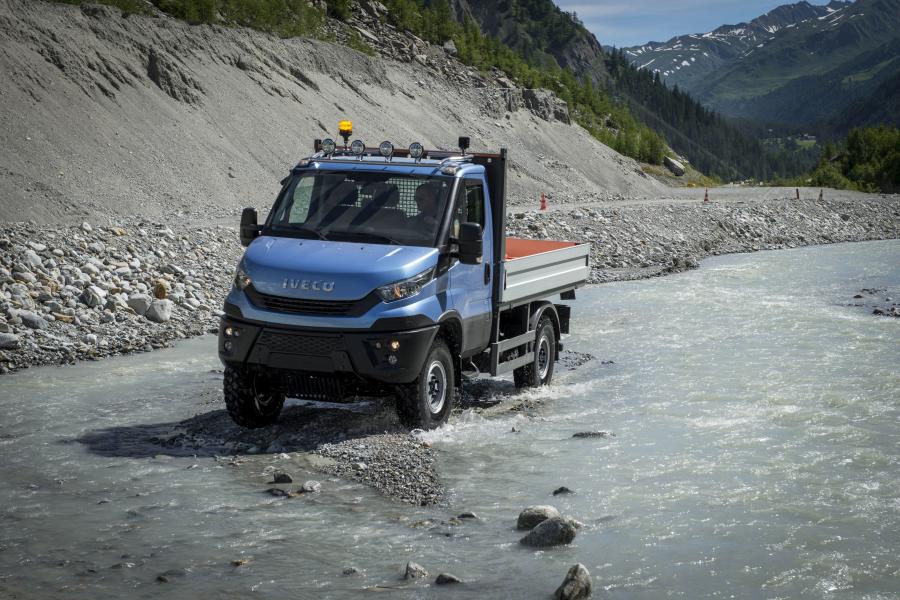  Iveco Daily 55 4x4 Chassis Cab 2016 года  (фото 3 из 33)